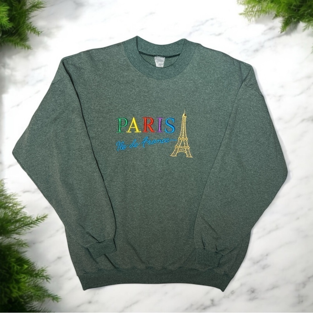 Vintage Paris France Embroidered Sweatshirt Crewneck Pullover Eiffel Tower